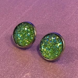 Druzy Resin Studs